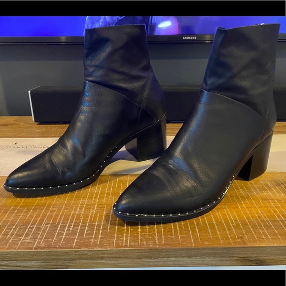 farrah studded bootie